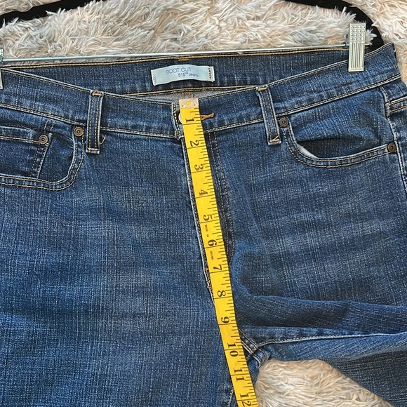 LEVI’S 515 BOOT CUT JEAN - Picture 5 of 7
